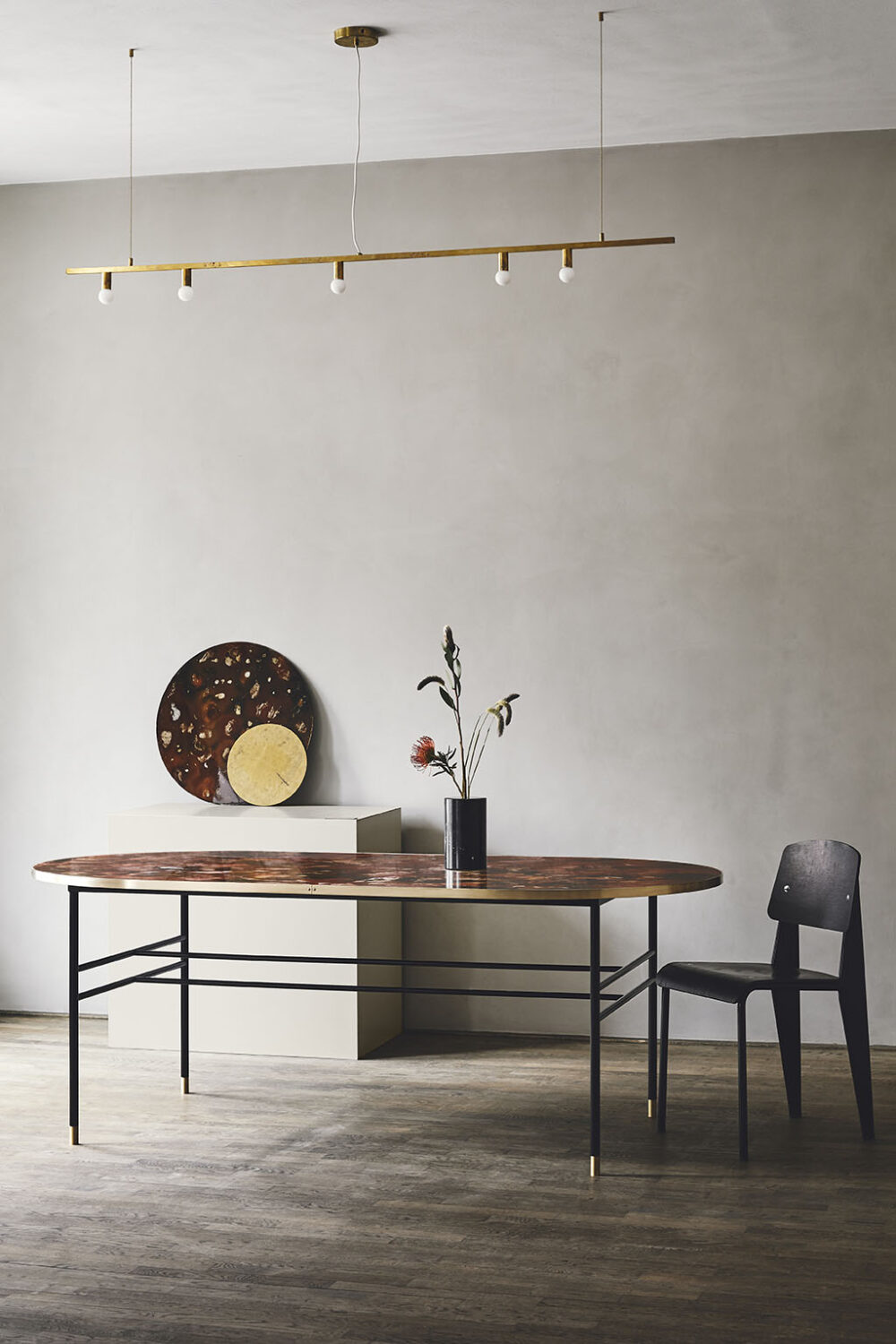 EARTH Oval Dining Table